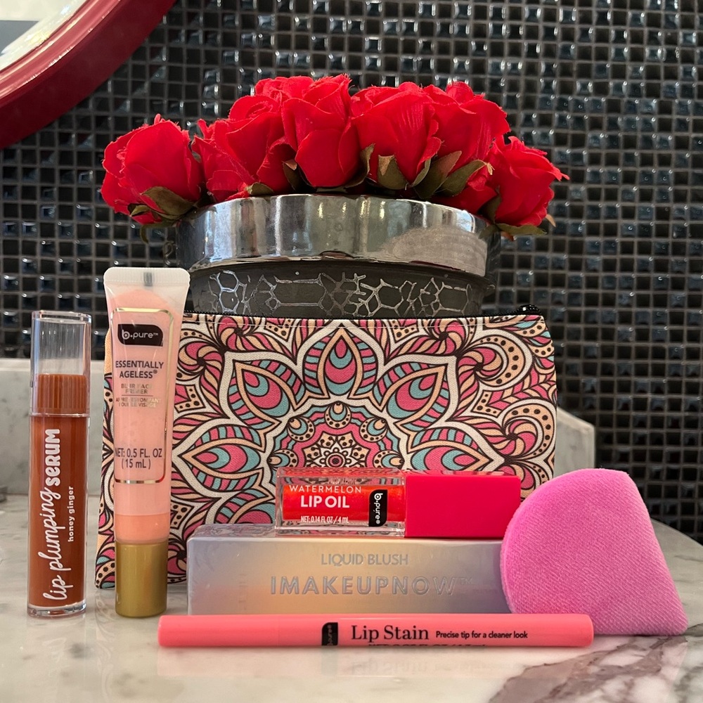 Imakeupnow liquid blush, blur primer, lip oil and plumper and lip stain set